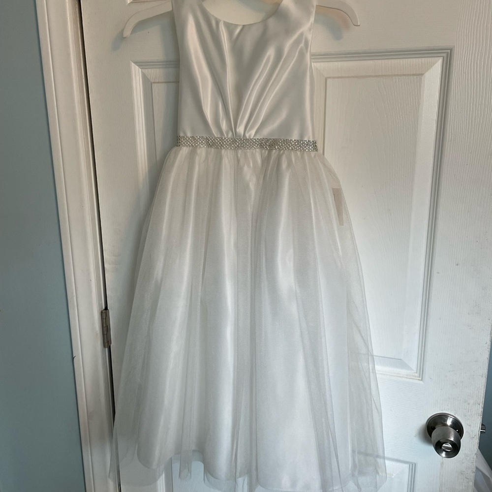 NWT Sweet Kids size 8 girls dress.